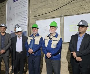 بازدید شبانه شهردار شیراز از فاز دوم خط دو مترو در ایستگاه قائم‌اطلسی؛ شتاب‌گیری عملیات اجرایی با هدف آغاز مسافرگیری در نیمه نخست سال